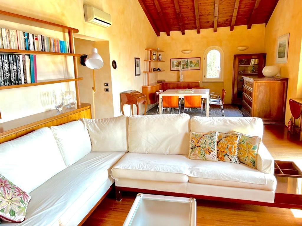 Residence Corte Ferrari -Ciao Vacanze- Moniga del Garda Dış mekan fotoğraf