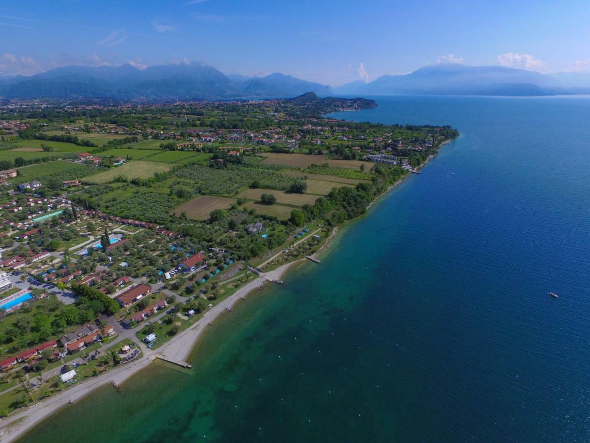 Residence Corte Ferrari -Ciao Vacanze- Moniga del Garda Dış mekan fotoğraf
